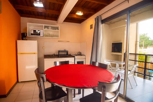 Classic Apart — comedor y cocina