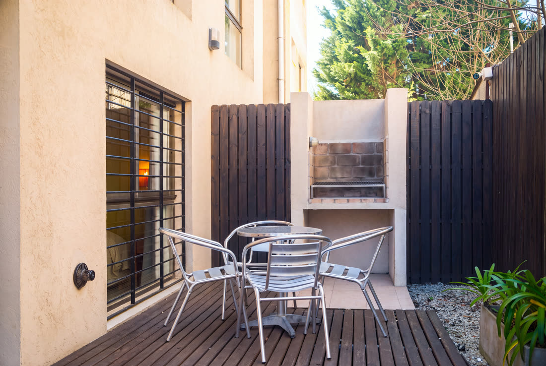 Family Apart — patio privado con parrilla