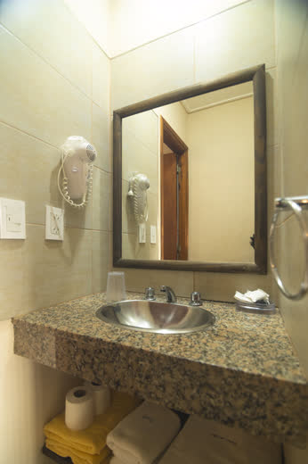 Junior Apart — baño completo